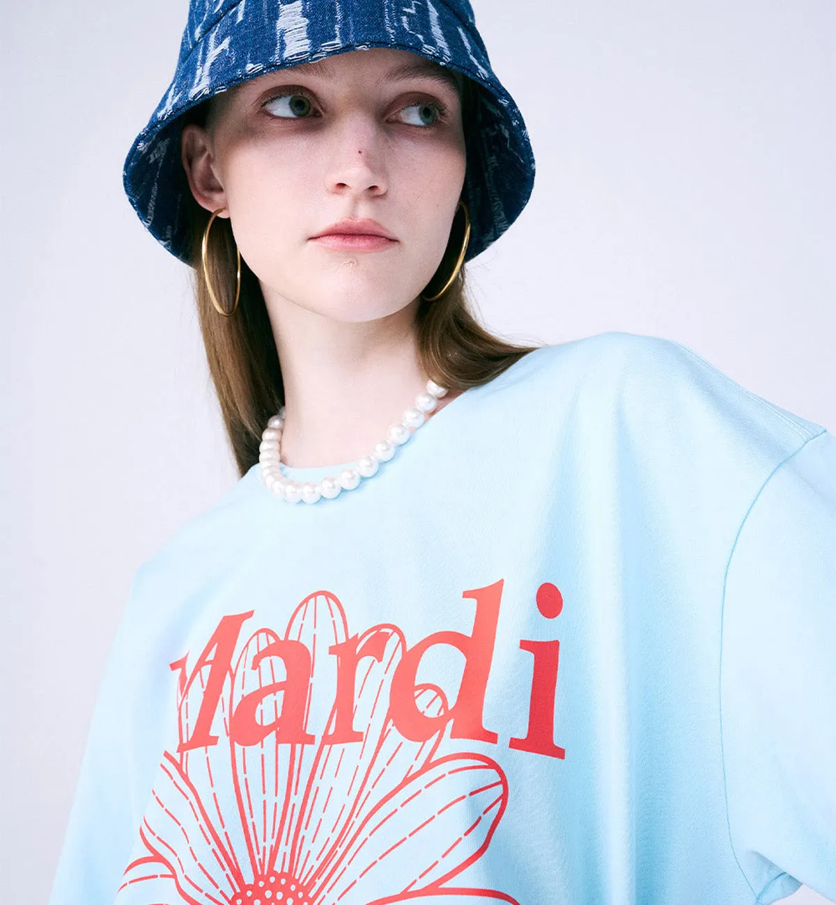 Mardi Mercredi Flower Mardi T-Shirt (Sky Blue Red)