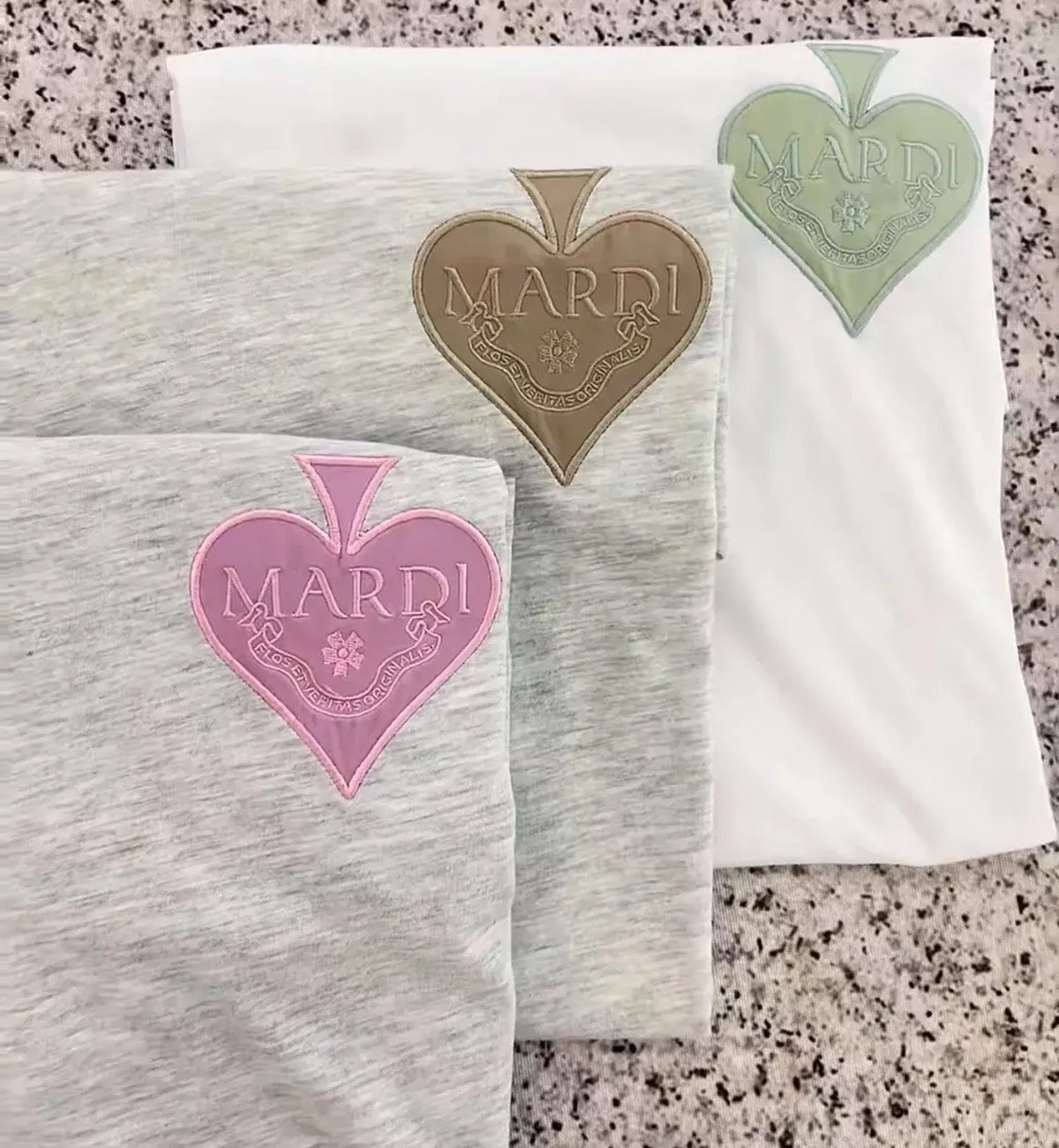 Mardi Mercredi Satin Spade T-Shirt (Heather Beige)