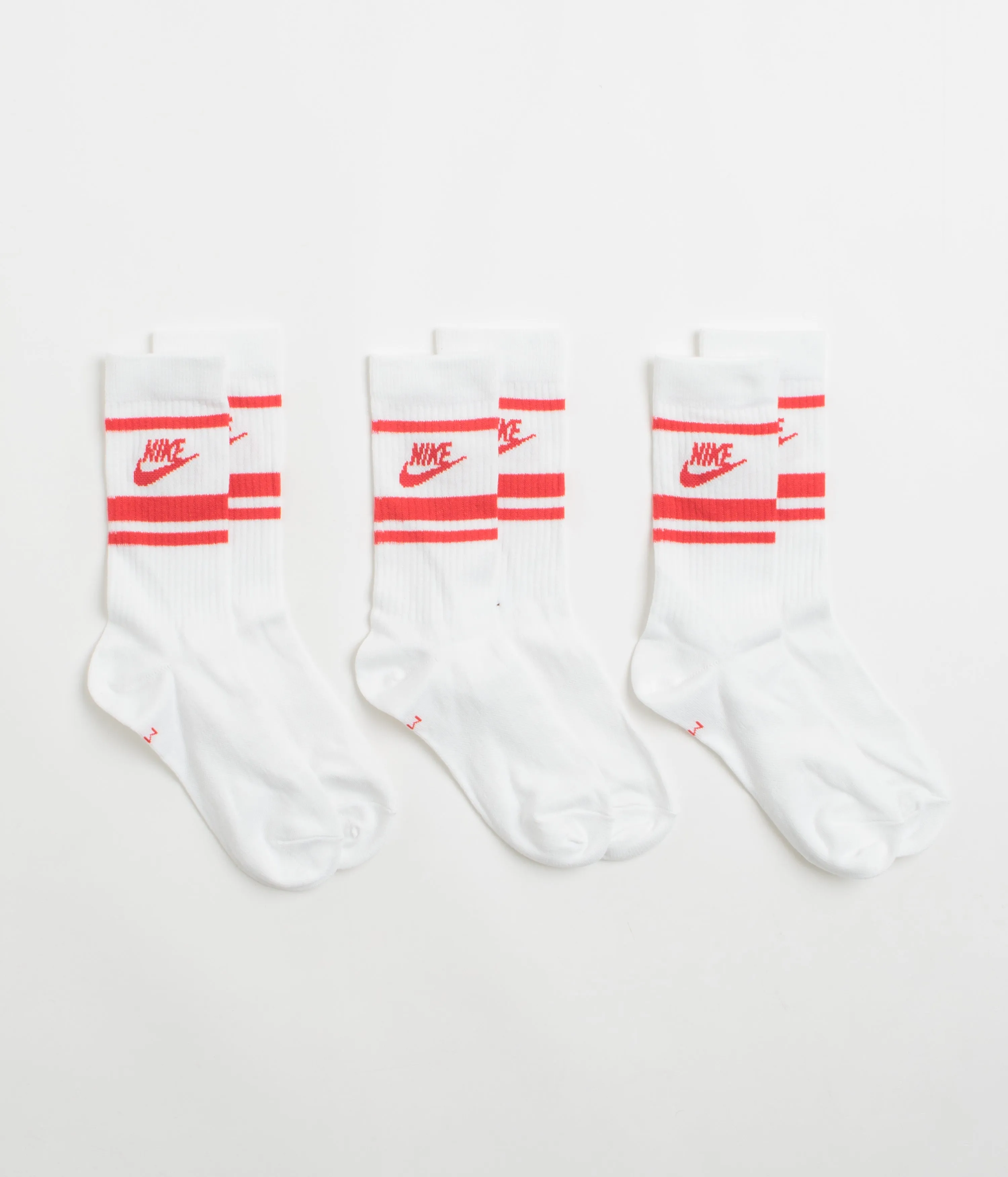 Nike Everyday Essential Crew Socks (3 Pair) - White / University Red / University Red