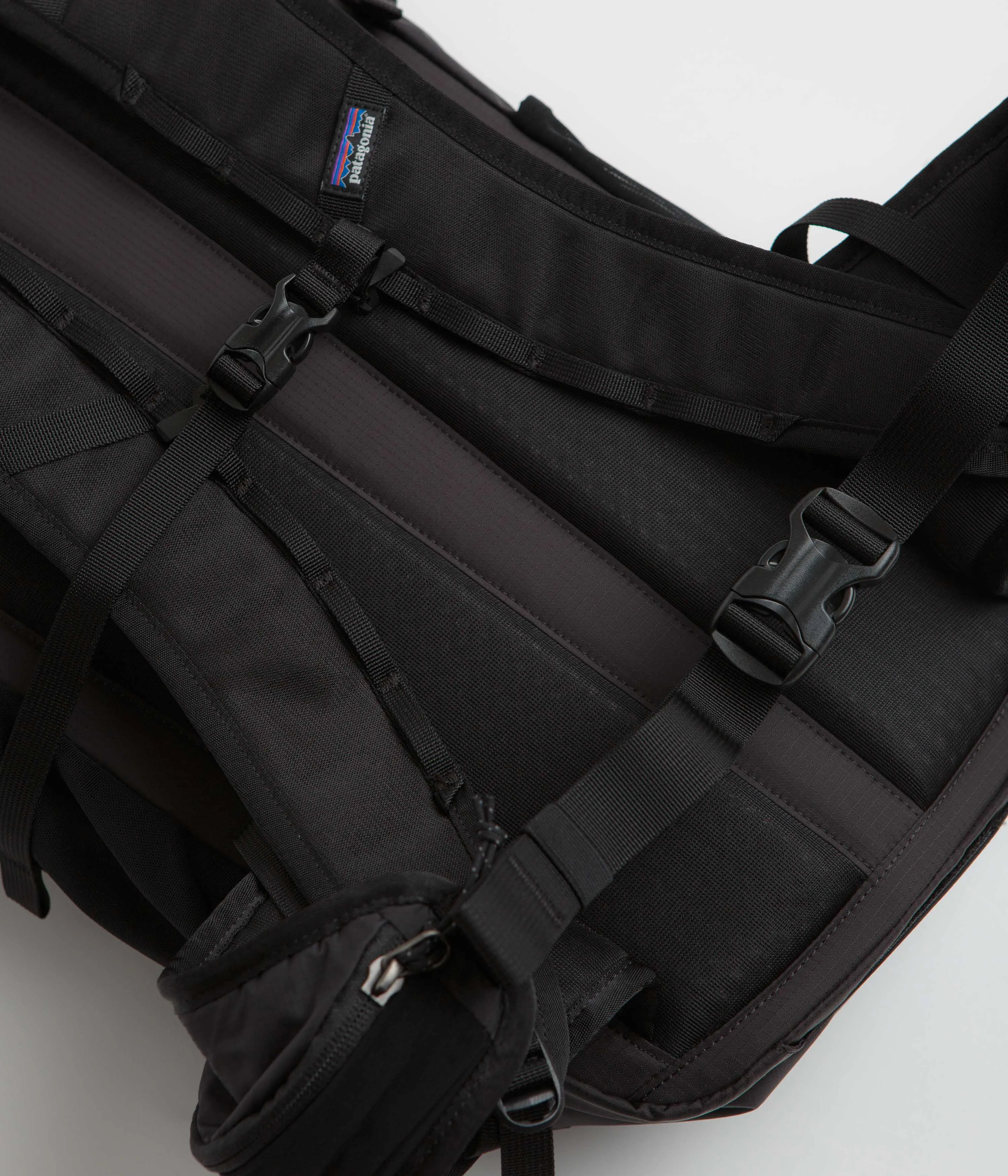 Patagonia Terravia 28L Pack - Black