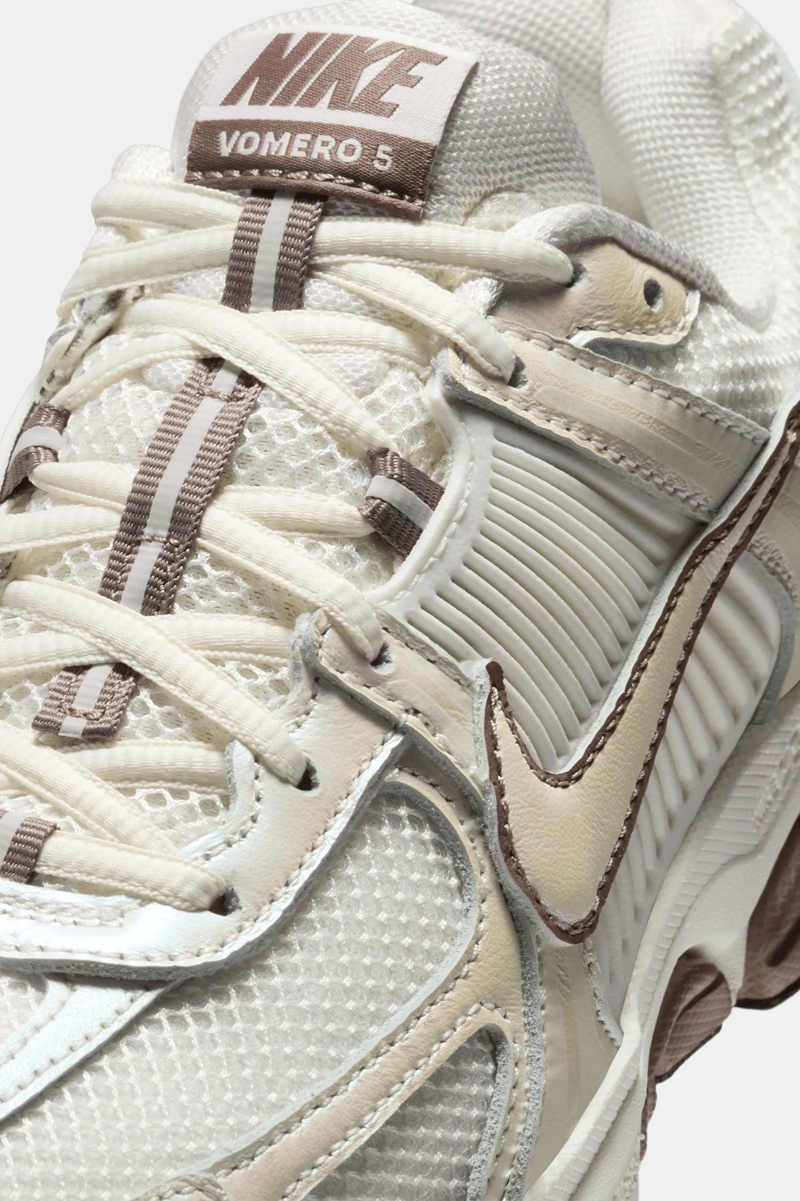 Women's Nike Zoom Vomero 5
